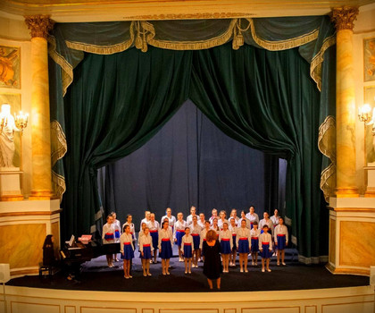 Детски хор „Добри Христов” изнесе концерт в кралския дворец във Варшава