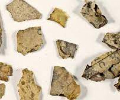 Израелски археолози откриха нови фрагменти от свитък в Юдейската пустиня